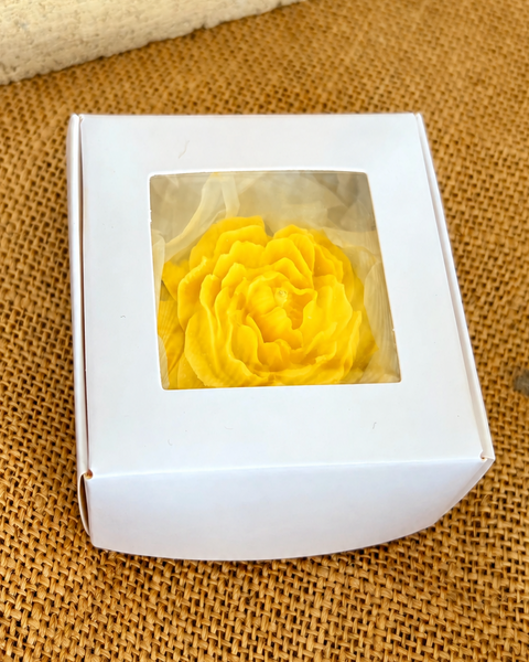 Festival Bloom – Marigold Flower Candle