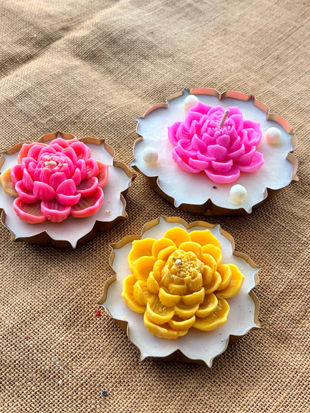 Lotus Urli Candle
