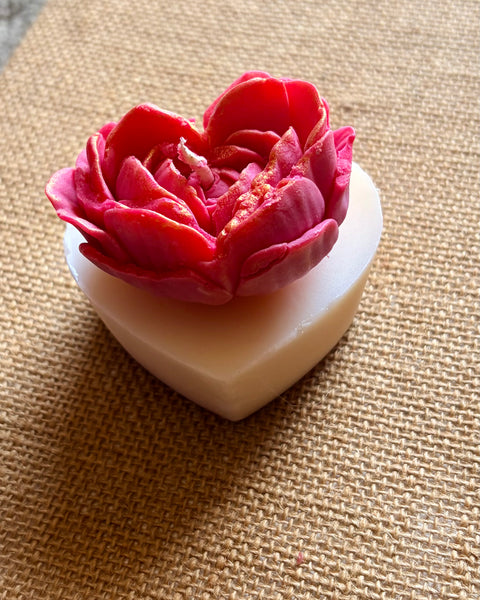 Bloom Heart Candle