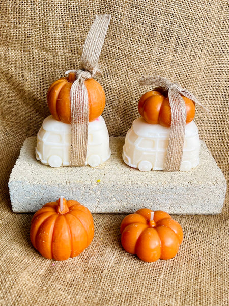 Pumpkin Patch Kombi Van Candle