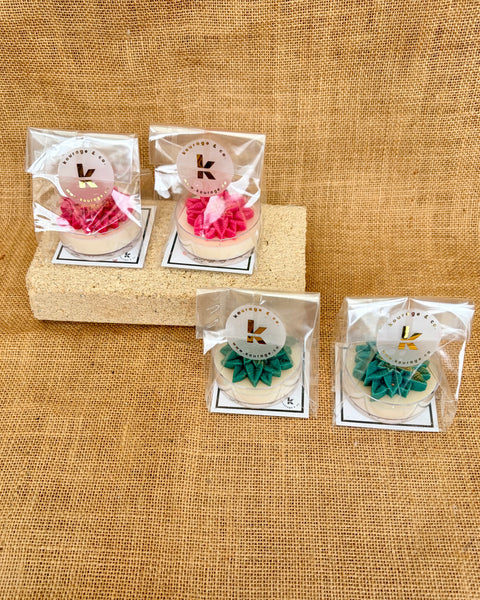 Holly Leaf Christmas Maxi Tealights