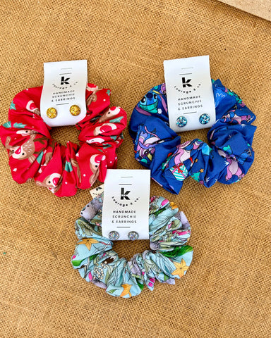 Christmas Scrunchie & Glitter Stud Earring Set