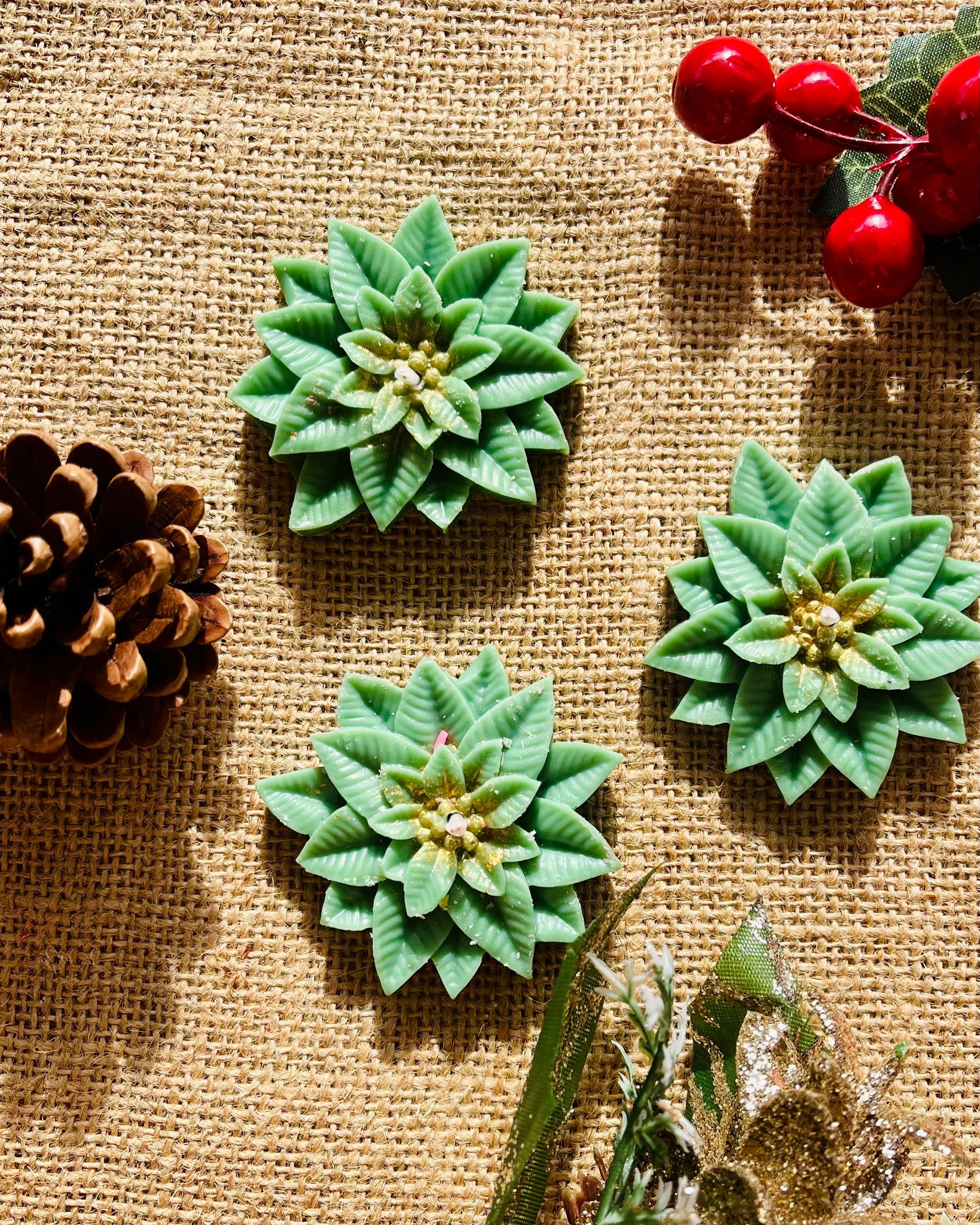 Christmas Holly Leaf Mini Candle